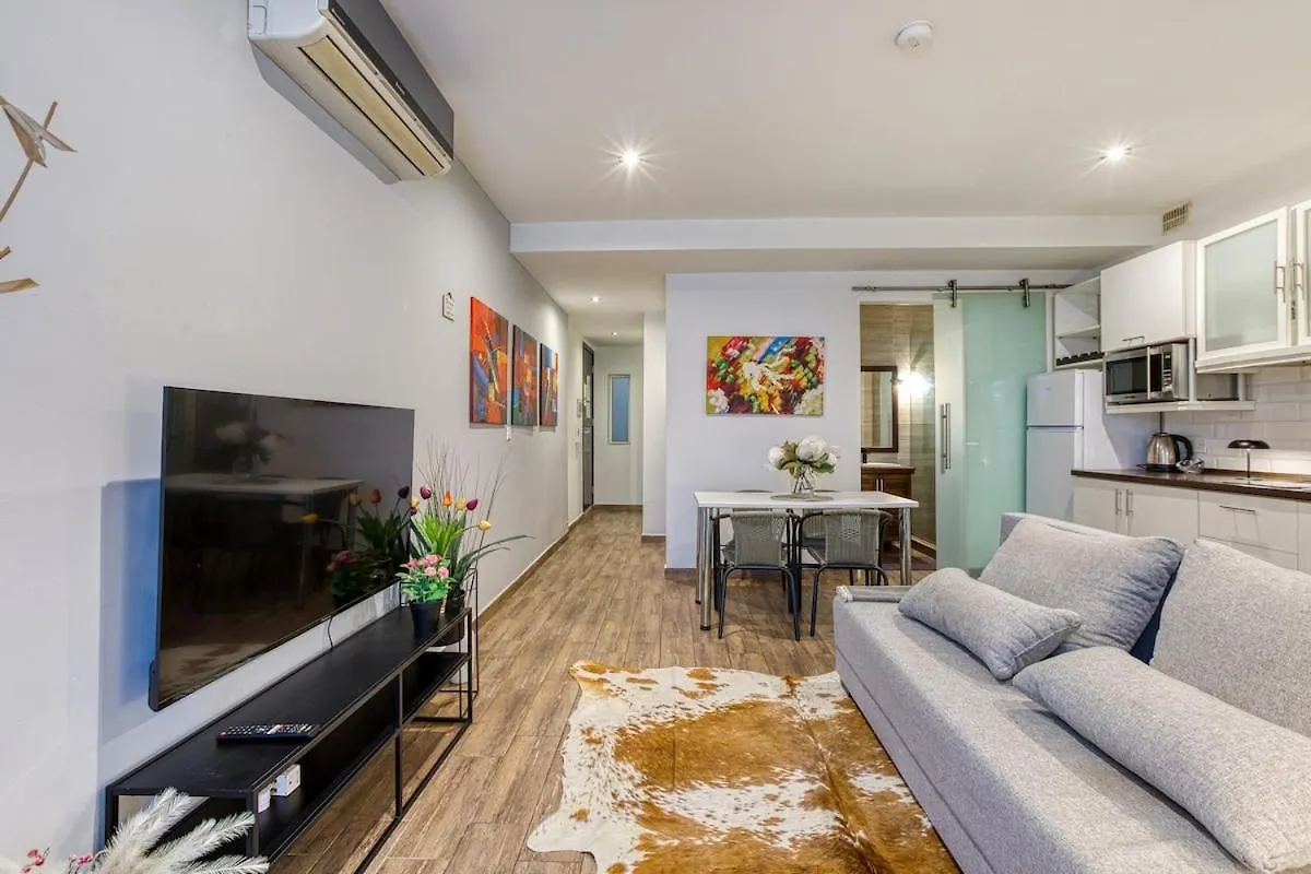 Stylish Apartment In The Heart Of The City Saint Julian's Malta