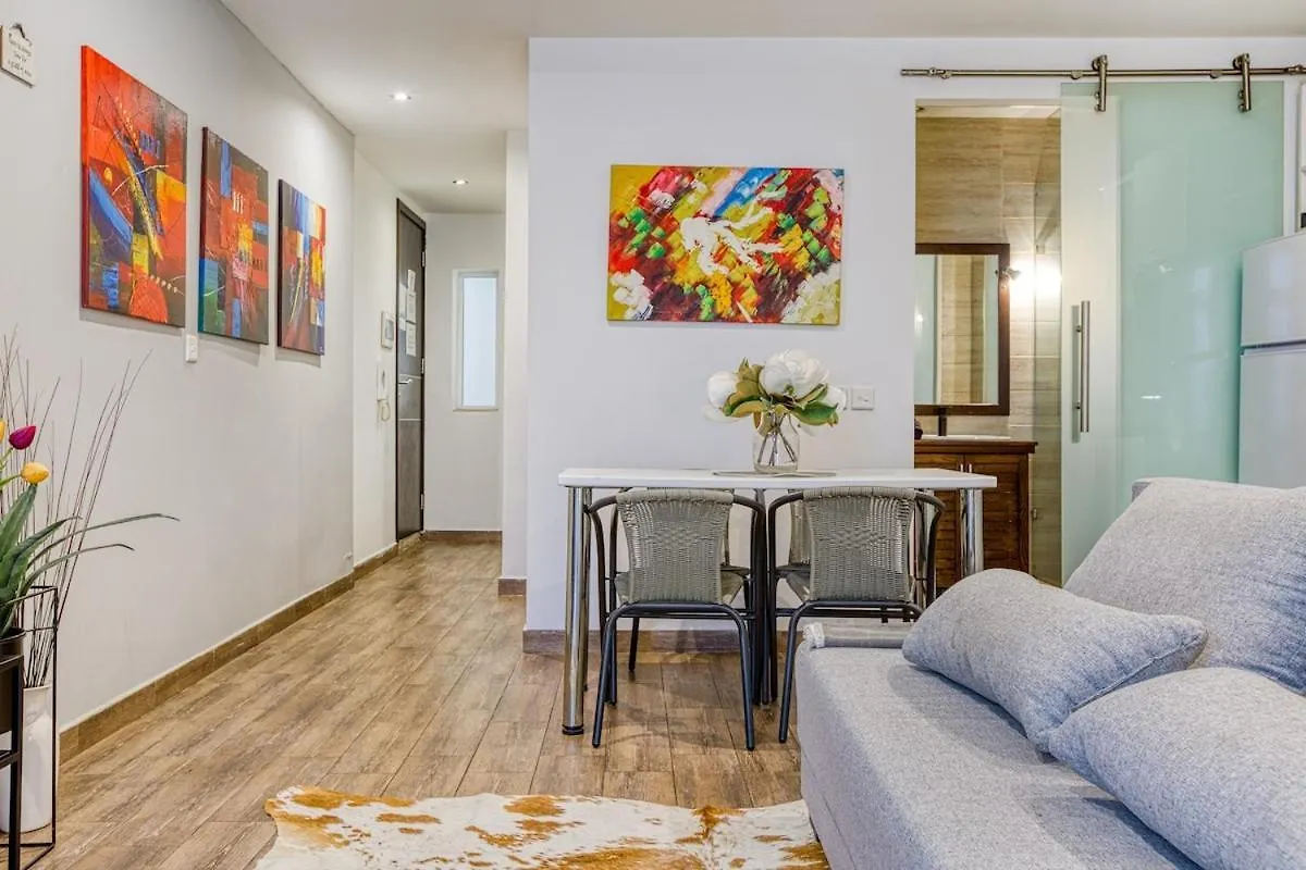 Stylish Apartment In The Heart Of The City Saint Julian's 0*,