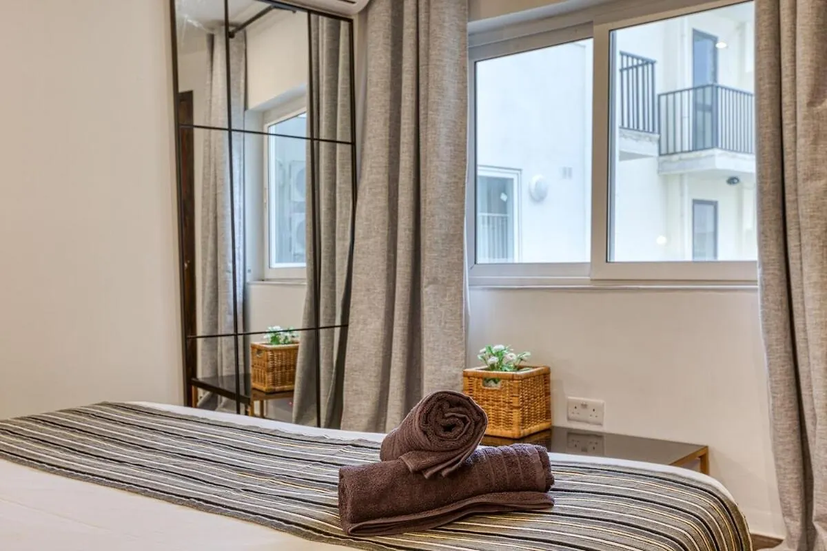 Stylish Apartment In The Heart Of The City Saint Julian's 0*,